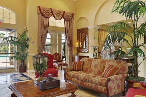 Shoreway Loop L 2004-two Bedroom Apartment