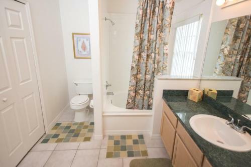 Karen's Rolling Hills Villa - Four Bedroom Home