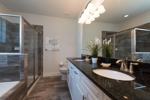 Wilmington Villa 7641