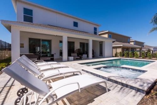 Wilmington Villa 7641