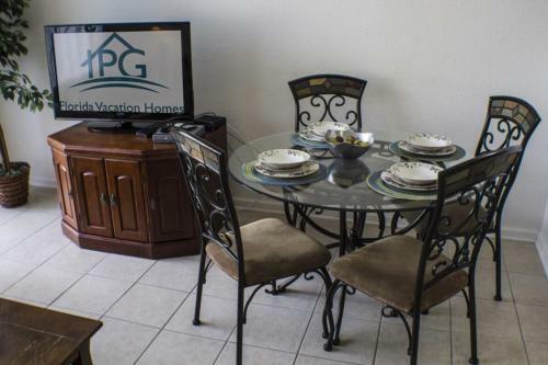 Neil's Windsor Hills Townhouse - Three Bedroom Home