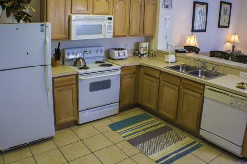 Neil's Windsor Hills Townhouse - Three Bedroom Home