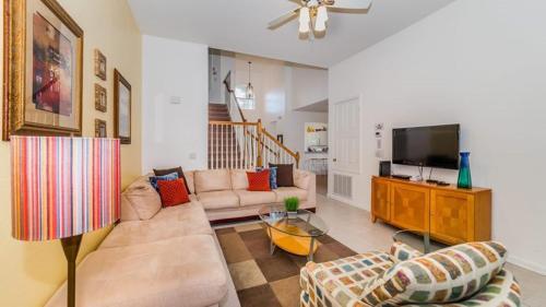 Comrow Dwelling 7738