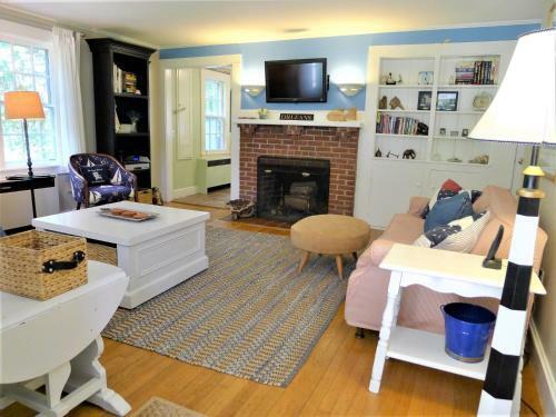 64 Rock Harbor - 3 Bedroom