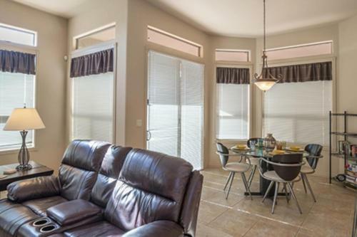 Oro Valley #12083