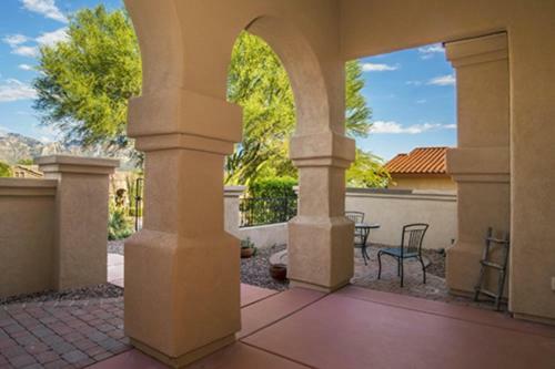 Oro Valley #12083