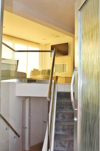 3625 O- 498856 Lev Beach House - Hollywood Beach