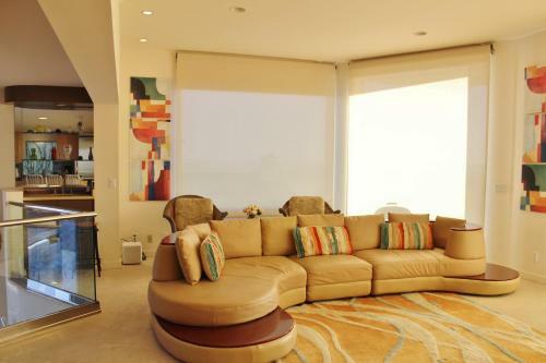 3625 O- 498856 Lev Beach House - Hollywood Beach