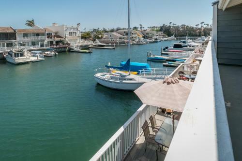 Harborside House In Oxnard