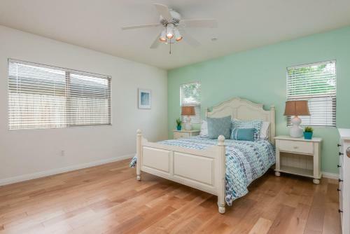 5212 Reef Way Home