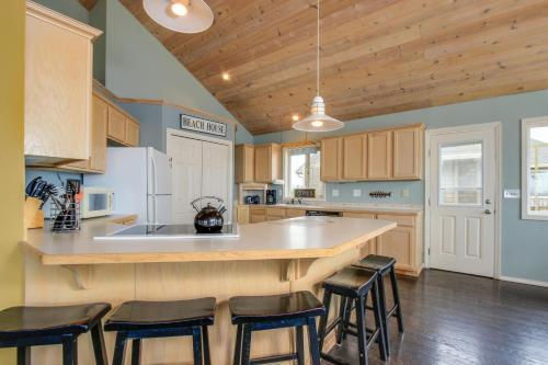 The Kiwanda Surf House