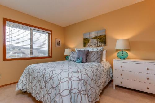 Two Views Vacation Home