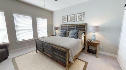 Harbor Island - 306 Four-bedroom Holiday Home