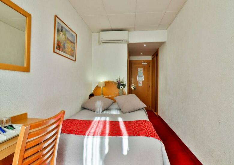 Hotel Oasis