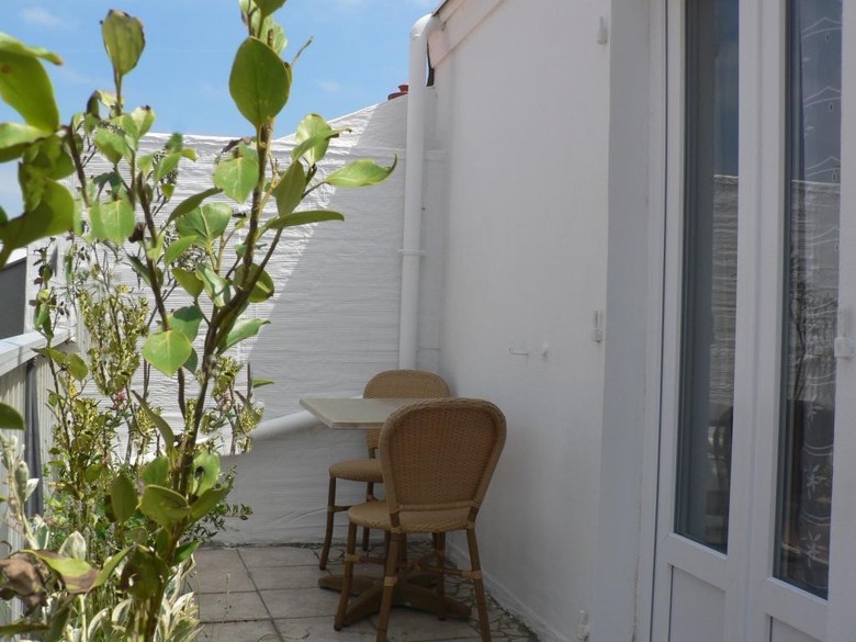 Hotel H�tel Des Aliz�s