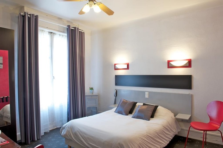 Hotel H�tel Des Aliz�s
