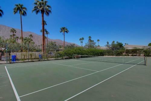 Palm Springs Hideaway
