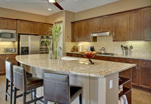 Desert Escape-pool-4br/2.5ba