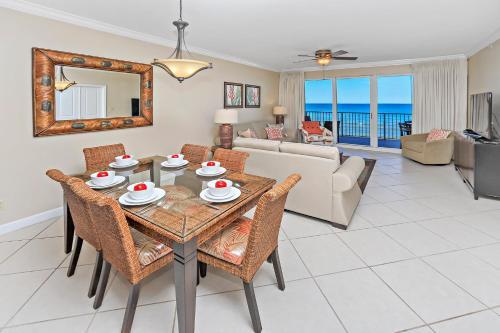 Apartamento Marisol Beachfront Resort 302 - 1039474 Condo