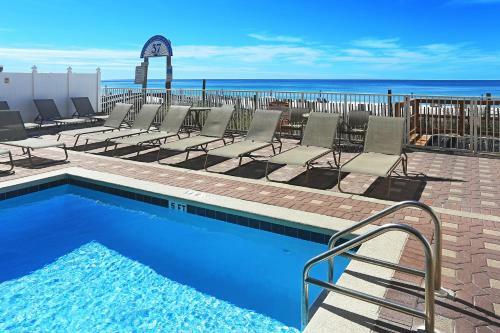 Apartamento Marisol Beachfront Resort 302 - 1039474 Condo