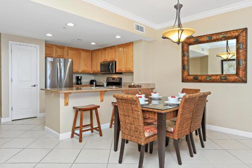 Apartamento Marisol Beachfront Resort 302 - 1039474 Condo