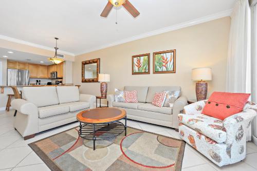 Apartamento Marisol Beachfront Resort 302 - 1039474 Condo