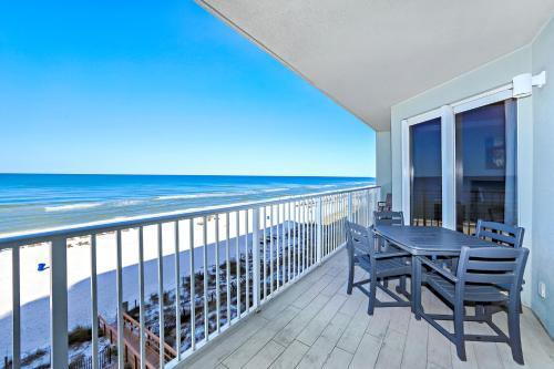 Apartamento Marisol Beachfront Resort 302 - 1039474 Condo