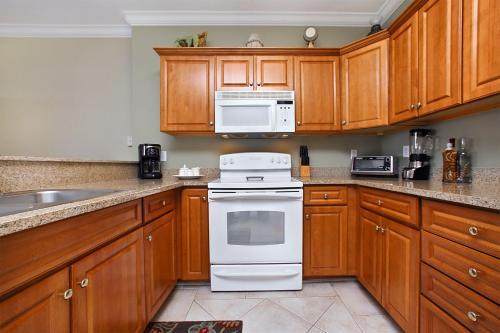 Apartamento Twin Palms 1902 - 958107 Condo