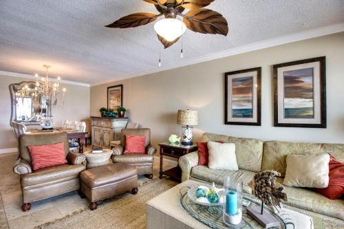 Gulf Gate Unit #212