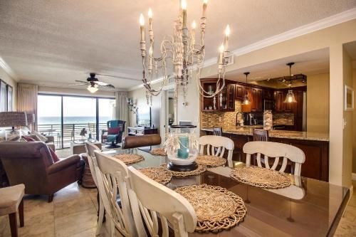 Gulf Gate Unit #212