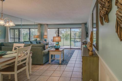 Edgewater Golf Villa #1509