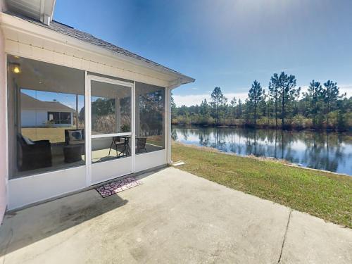 6703 Harbour Blvd Home