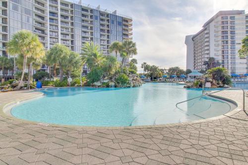 Apartamento Edgewater Beach Resort #t3-702: Sand Surf Sky