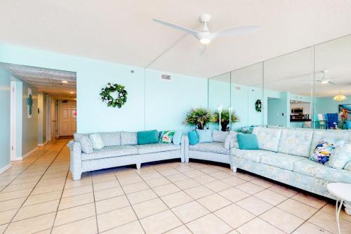Apartamento Edgewater Beach Resort #t3-702: Sand Surf Sky