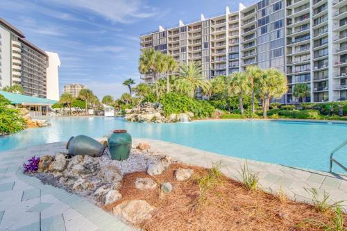Apartamento Edgewater Beach Resort #t3-702: Sand Surf Sky
