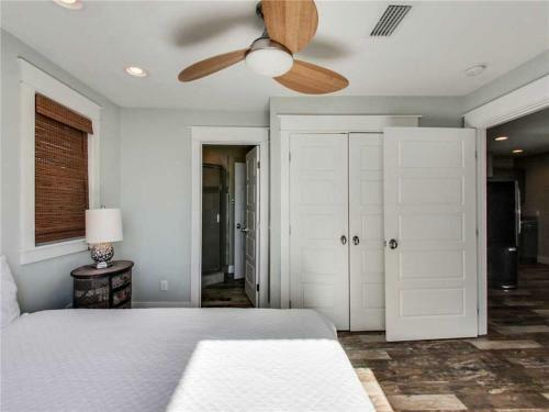 Coastal Beach Bungalow