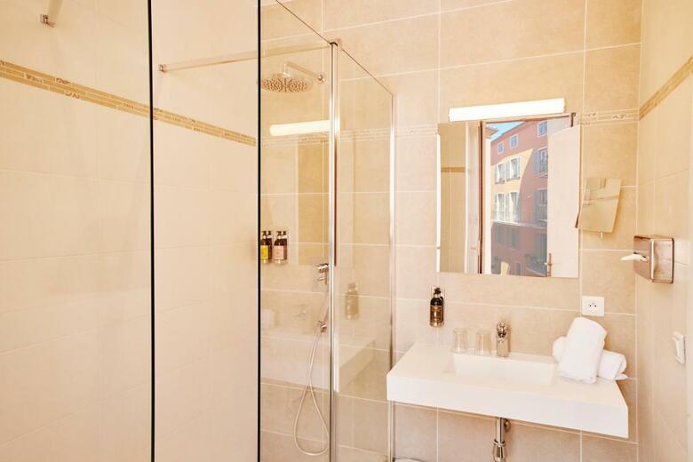Hotel Welcome H�tel