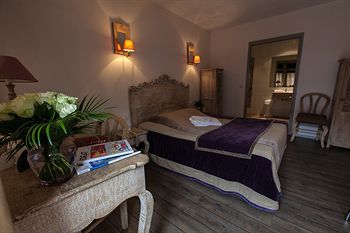 Hotel Bristol