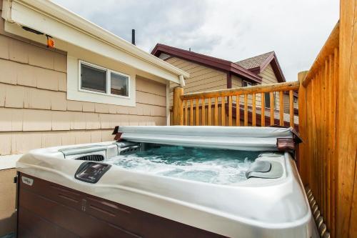 Bobsled Townhome #5501