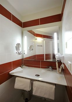 Comfort Hotel Saintes