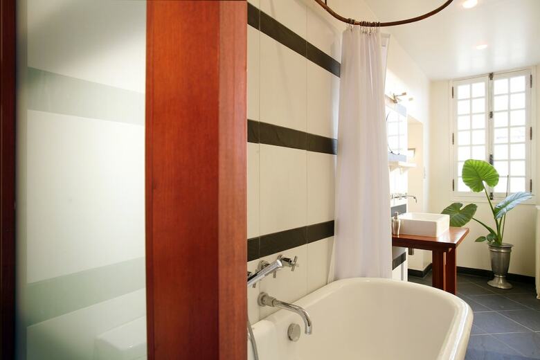 Bed & Breakfast La Porte Rouge Chambres D'hotes