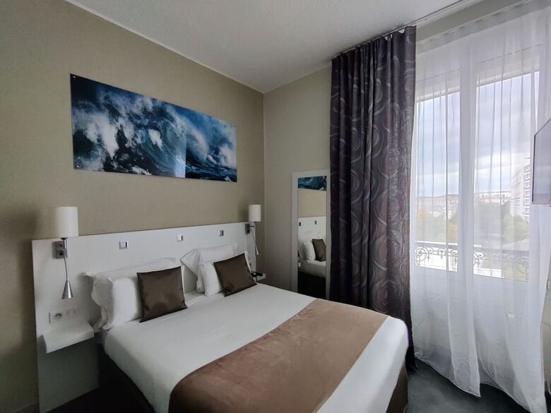 Inter-hotel De L Univers