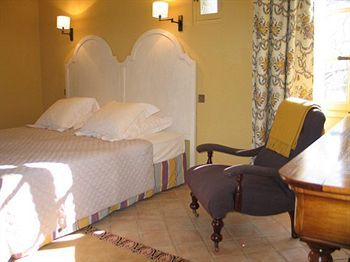 Hotel Ch�teau De Roussan