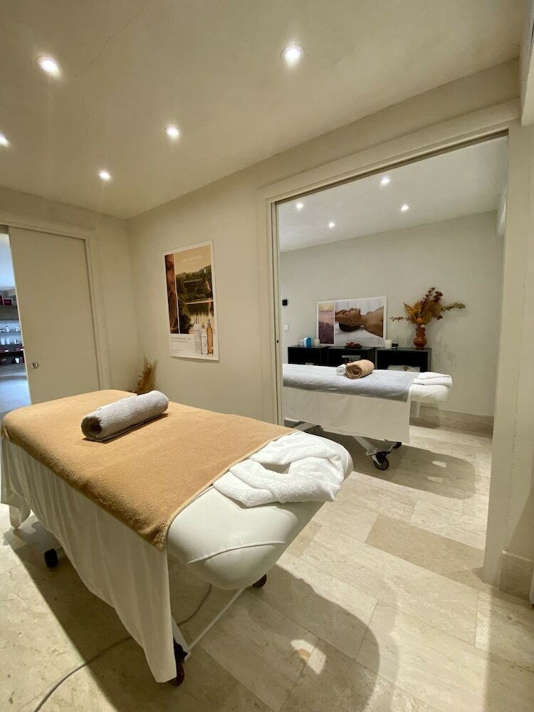 Hotel Genovese
