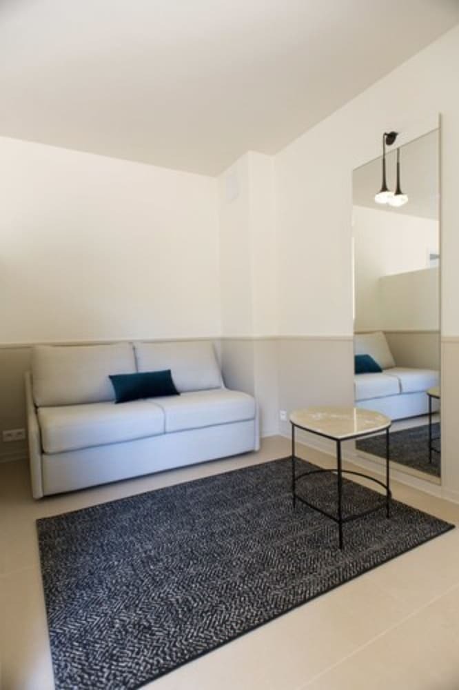 Hotel Genovese