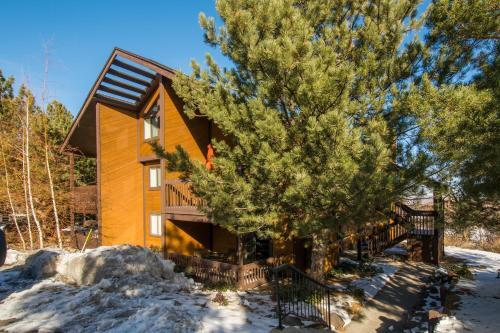 Red Pine W3 Townhouse