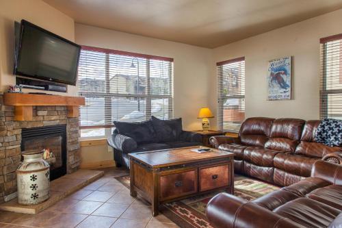 Bear Hollow Home #5557