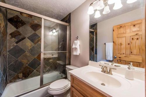 Silvertown 3 Bedroom Serenity