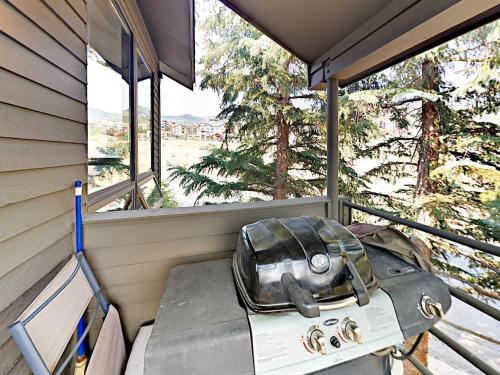 2148 Apache Trail Townhouse #11