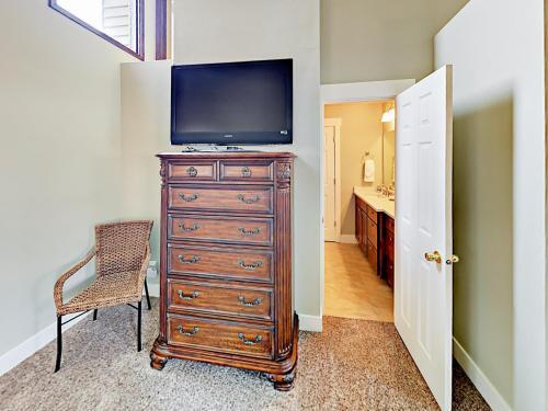 2148 Apache Trail Townhouse #11